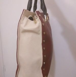 hand bag